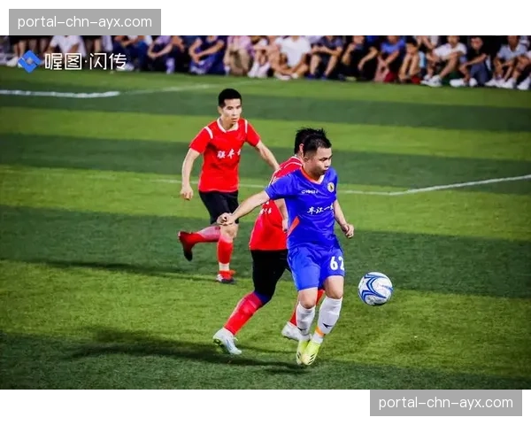 “足球之夜”:图卢兹市政府在广场组织公共观赛活动 “足球之夜”:图卢兹市政府在广场组织公共观赛活动