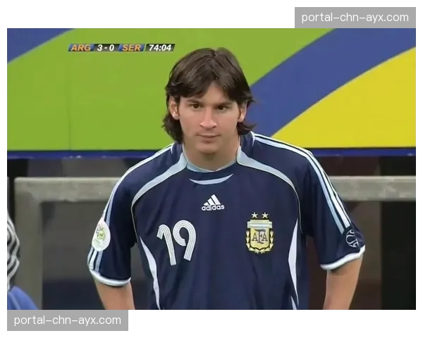 特写:37岁老将帕耶替补登场,这可能是在韦洛德罗姆球场的最后一舞